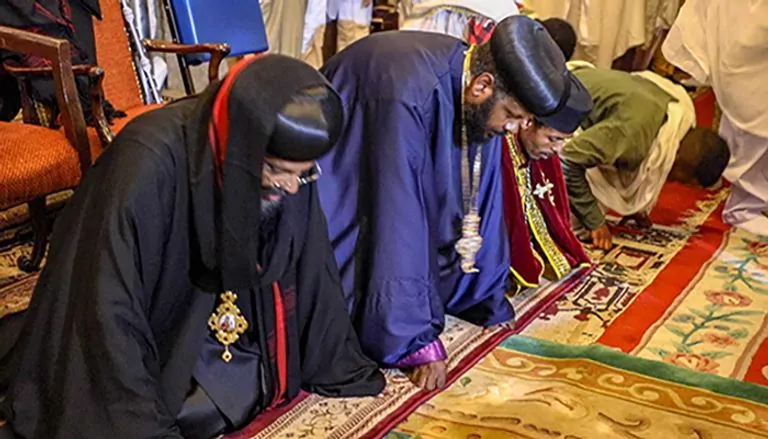 موجة عنف جديدة ضد المسيحيين بإقليم أورومو الإثيوبي تطور مأساوي جديد عشرات الشهداء وحرق كنيسة أثرية 2 موجة عنف جديدة ضد المسيحيين