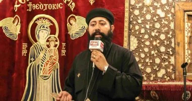 بالفيديو القس متياس عبد الصبور راعي كنيسة السيدة العذراء بحارة زويلة يوضح تفاصيلها وأسرارها 3 القس متياس عبد الصبور