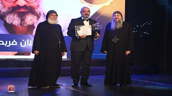 بالصور عرض خاص لفيلم العابد يحتفي بسيرة القمص بولس العابد ويكرّم صُنّاعه بحضور كنسي وفني وإعلامي كبير 2 عرض خاص لفيلم العابد