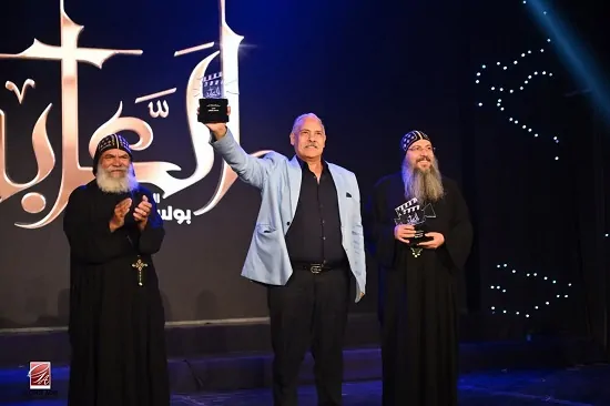 بالصور عرض خاص لفيلم العابد يحتفي بسيرة القمص بولس العابد ويكرّم صُنّاعه بحضور كنسي وفني وإعلامي كبير 3 عرض خاص لفيلم العابد