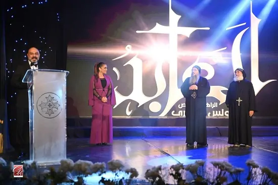 بالصور عرض خاص لفيلم العابد يحتفي بسيرة القمص بولس العابد ويكرّم صُنّاعه بحضور كنسي وفني وإعلامي كبير 5 641539358 10164567380024407 6633860354525219715 n 189