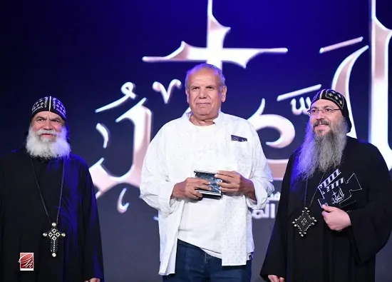 بالصور عرض خاص لفيلم العابد يحتفي بسيرة القمص بولس العابد ويكرّم صُنّاعه بحضور كنسي وفني وإعلامي كبير 10 641539358 10164567380024407 6633860354525219715 n 194