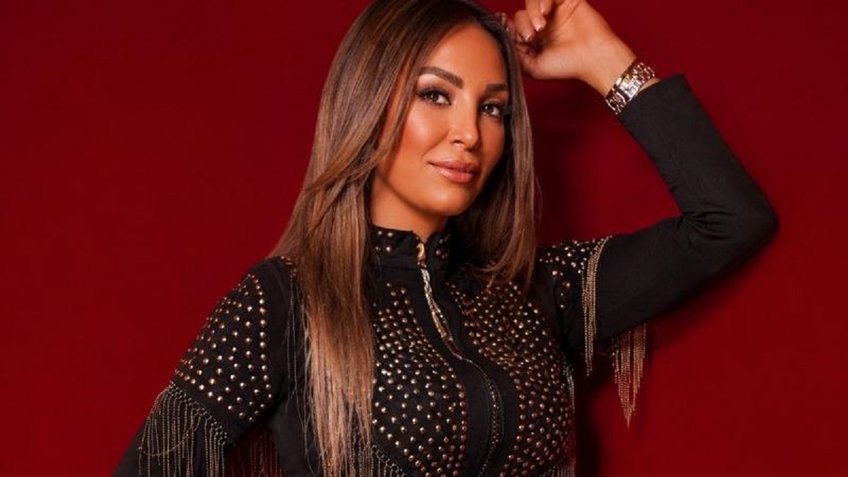 عايشة على المسكنات الفنانة سهام جلال قبل رحيلها بساعات تكشف كواليس الليلة الأخيرة 2 الفنانة سهام جلال