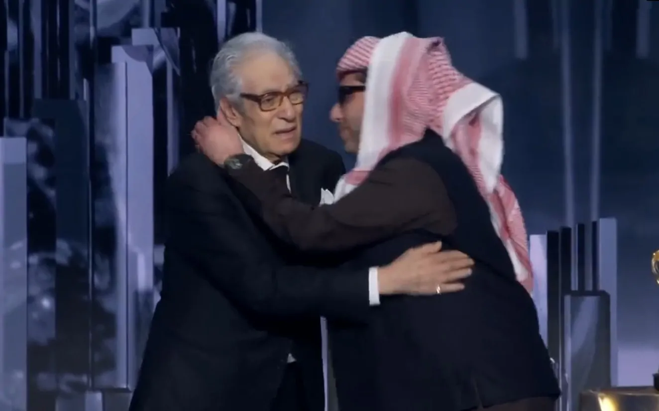 ماجد الكدواني يتوّج بجائزة الممثل المفضل في Joy Awards 2026 3 فاروق حسني وتركي آل الشيخ