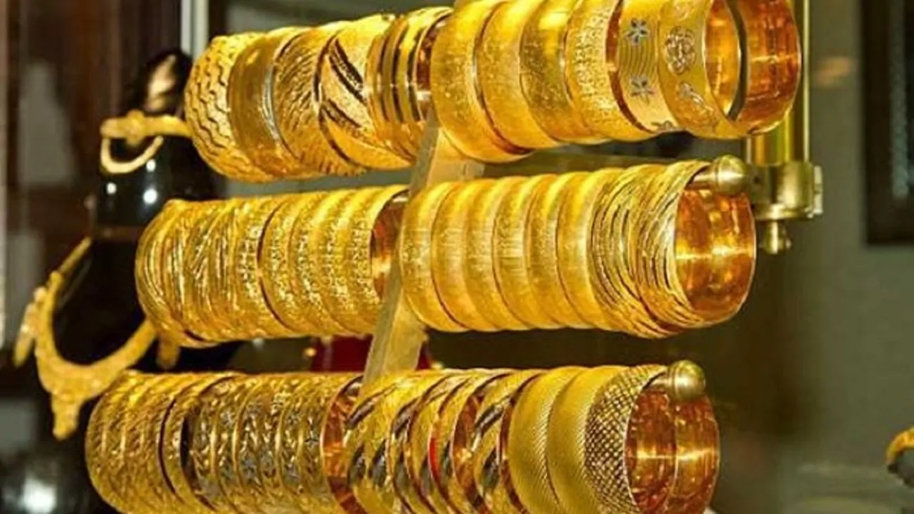 أسعار الذهب اليوم 10أبريل 2026 بعد أخر ارتفاع 4 نشرة أسعار الذهب اليوم