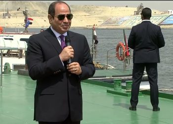 أول رد فعل من الرئيس السيسي بشان شائعات بيع قناة السويس
