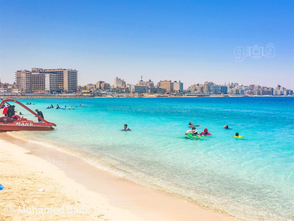 لأول مرة سر تغير لون البحر في الإسكندرية وانحسار المياة 3 804