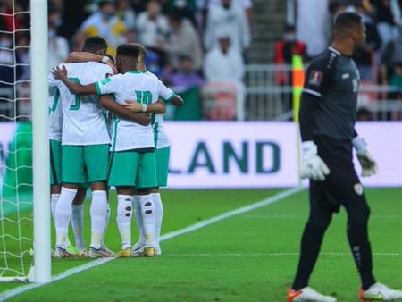 أعظم مدرب في تاريخ الكرة يقود منتخب السعودية في مفاجأة 2023 3 2022 1 27 21 46 5 839