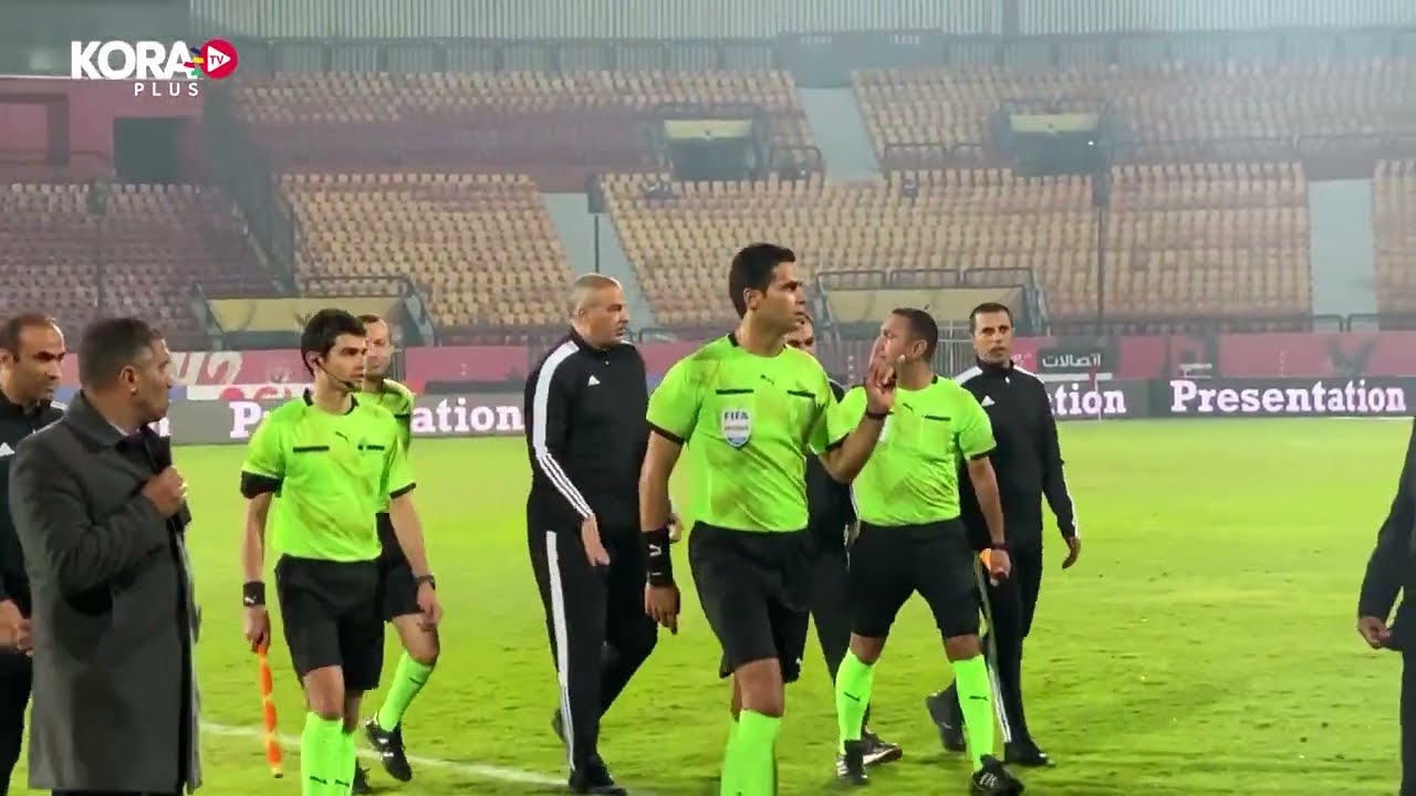 بالفيديو خناقة سيد عبد الحفيظ وإداري الداخلية ألفاظ وشتائم خارجة 2 331121826 777955360593699 258980905716533898 n 1