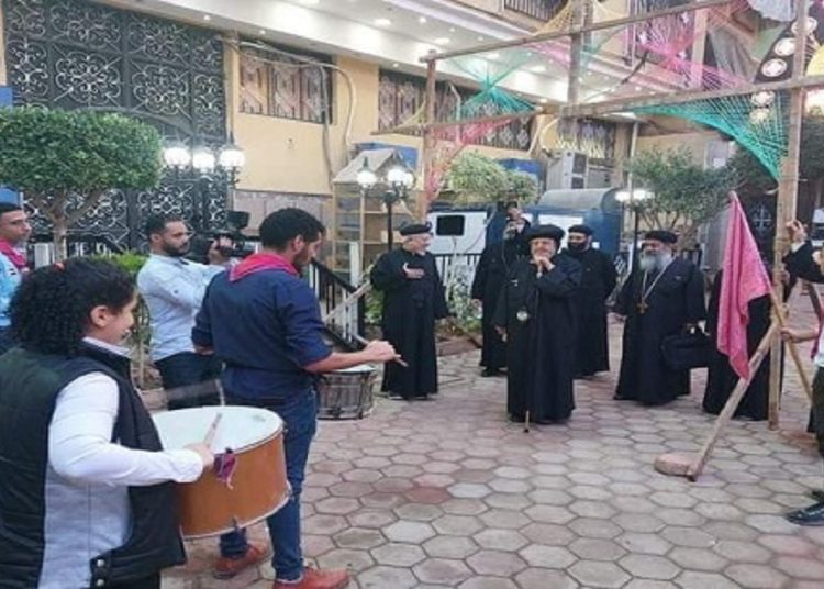 تدشين اواني مذبح كنيسة العذراء والملاك بمنطي بيد الأنبا مرقس 1 331121826 777955360593699 258980905716533898 n 16 350x350 22