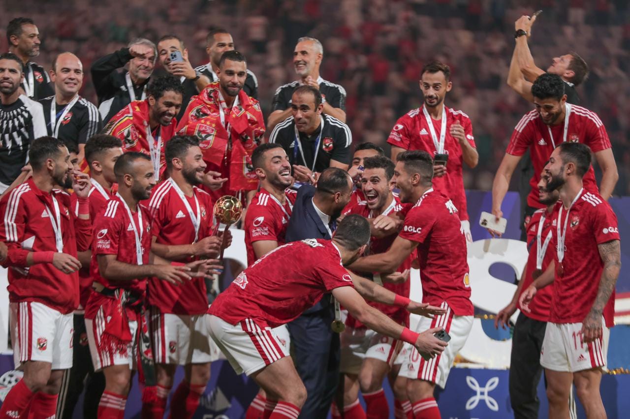 الأمور انتهت الأهلي يعلن مفاجأة في ضم جوهرة الزمالك العالمية مجانًا 3 النادي الأهلي