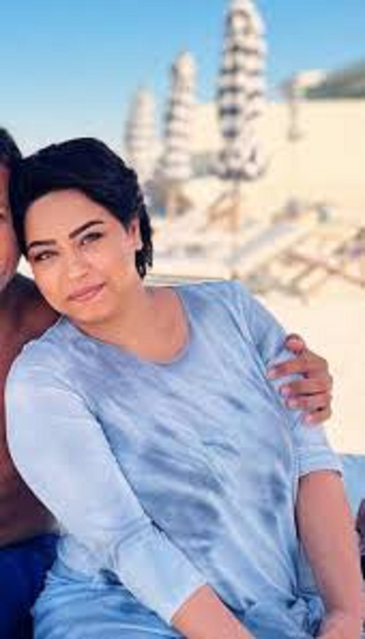 ظهور صادم للفنانه شيرين عبد الوهاب بملامح زيادة بالوزن 3 شيرين عبد الوهاب