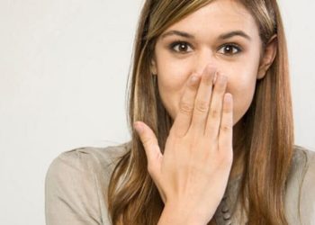 انتبه الزغطة بهذه الحالة دليل على الاصابة بمرض جسيم