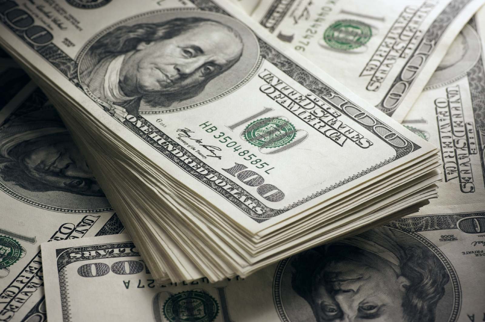 أسعار الدولار وتوقعات بمواصلة الارتفاعات 4 331121826 777955360593699 258980905716533898 n 200