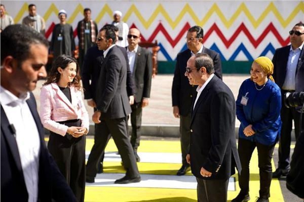 الرئيس السيسي يعلن أخبار مفرحة للمصريين بشان المرتبات والمعاشات والتنفيذ فورا 3 331121826 777955360593699 258980905716533898 n 46
