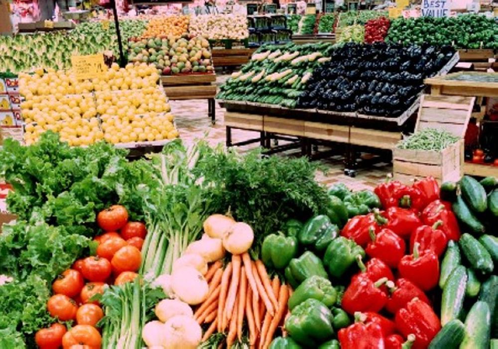 سعر الخضراوات والفاكهة اليوم 3-3- 2023 الطماطم بـ 7 جنيه 2 331121826 777955360593699 258980905716533898 n 70