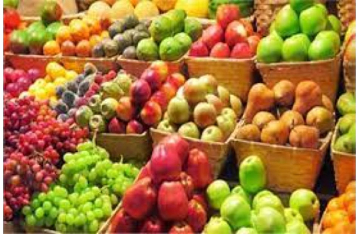 سعر الخضراوات والفاكهة اليوم 3-3- 2023 الطماطم بـ 7 جنيه 3 331121826 777955360593699 258980905716533898 n 71