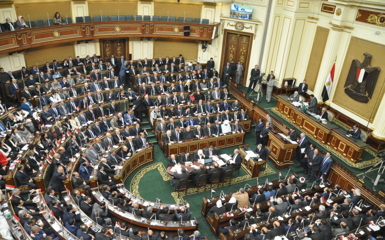 بعد قرار زيادة أجور العاملين بالدولة والمعاشات البنواب يقول كلمته 2 زيادة أجور العاملين بالدولة والمعاشات