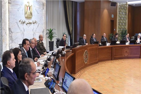 رئيس الوزراء: تفعيل قانون تنمية المشروعات يهدف لخدمة الألاف 1 تفعيل قانون تنمية المشروعات