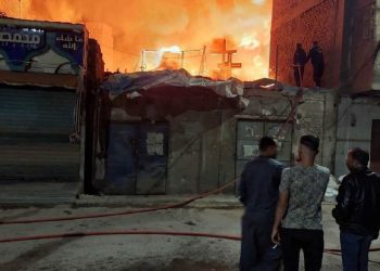 النيران تلتهم الكنيسة الأثرية بديروط