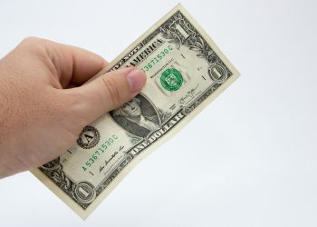 أسعار الدولار 23 أبريل ثالت ايام عيد الفطر