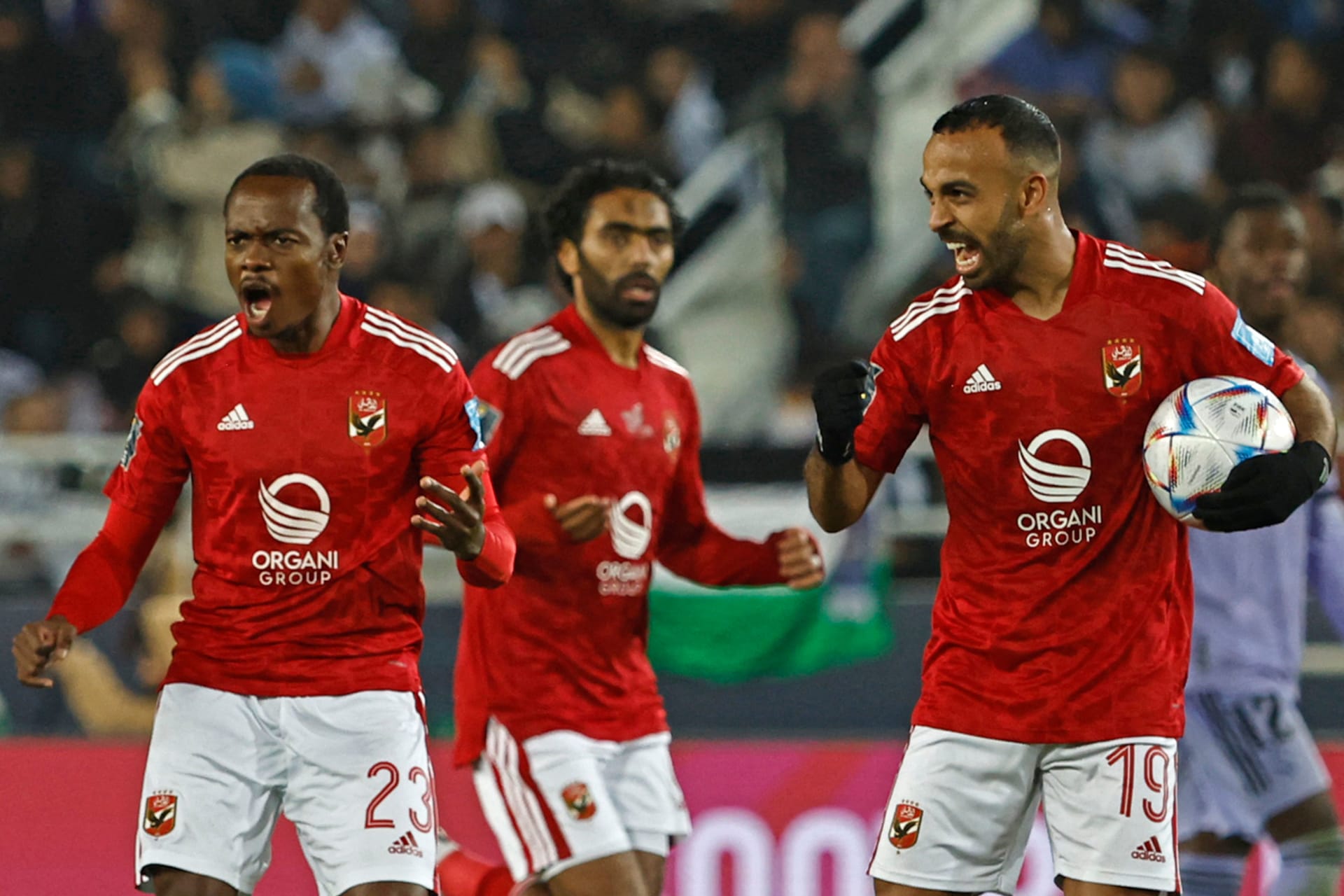 خبر في الأهلي يحزن جميع الأهلاوية ويهدد بتتويجه بالبطولات 2 رئيس-الأهلي