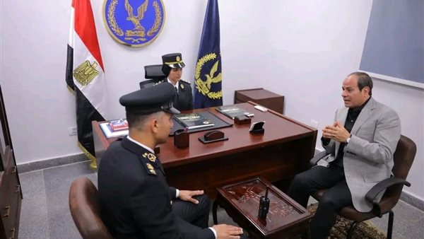 مفاجاة الرئيس السيسى لقسم شرطة مدينة نصر