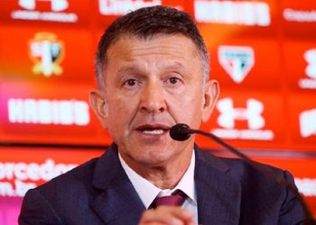 مدرب الزمالك يطلب عدم تفعيل بند شراء أحمد بلحاج