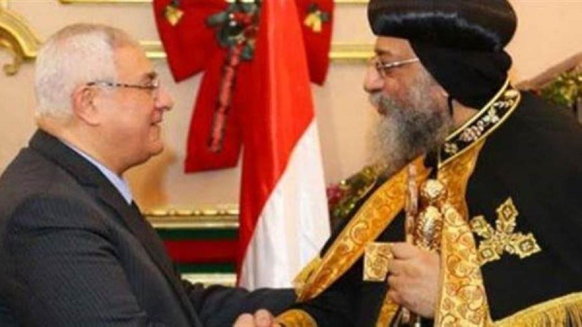 المستشار عدلى منصور يهنئ قداسة البابا تواضروس وجموع الأقباط بعيد القيامة 2 تهنئته المستشار عدلى منصور لـ قداسة البابا تواضروس