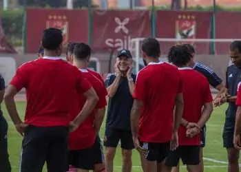 ضحايا مدرب النادى الاهلى 3 نجوم خلال الموسم القادم