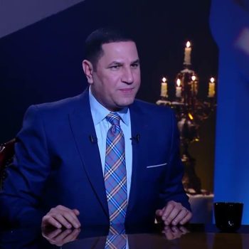 شاهد ما فعله عبد الناصر زيدان ببرنامج العرافة بسبب هذا السؤال 2 انسحاب الاعلامى عبد الناصر زيدان من برنامج شيخ العرافين