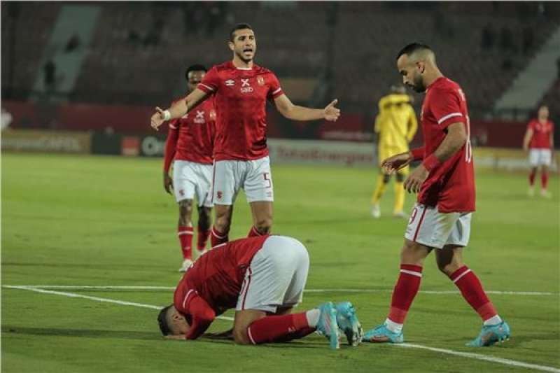 صدمة لعشاق الأحمر الأهلي يفشل في ضم صفقتين من العيار الثقيل 4 44173