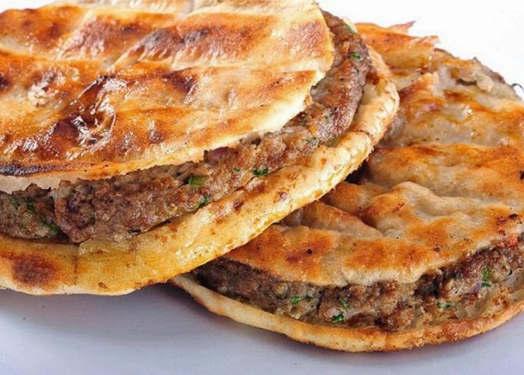 زي المطاعم أعملي الحواوشي بـ 4 خطوات فقط 1 7wawshy lar