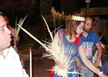 الكاتبة فاطمة ناعوت تهئني الأقباط بعيد أحد السعف