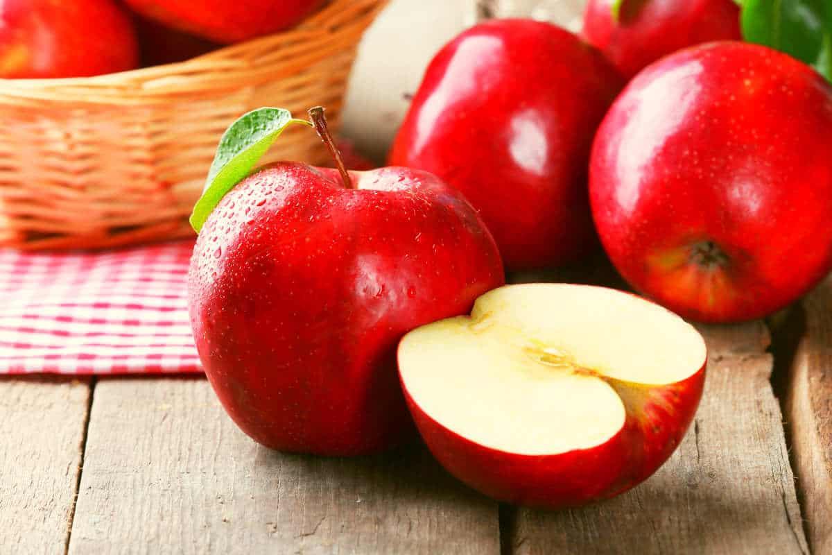 تناول التفاح يوميا على الأفطار وسوف تنبهر بالنتيجة 2 applee