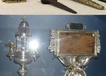 المسامير التى سمرت فى ايدى و أرجل المسيح