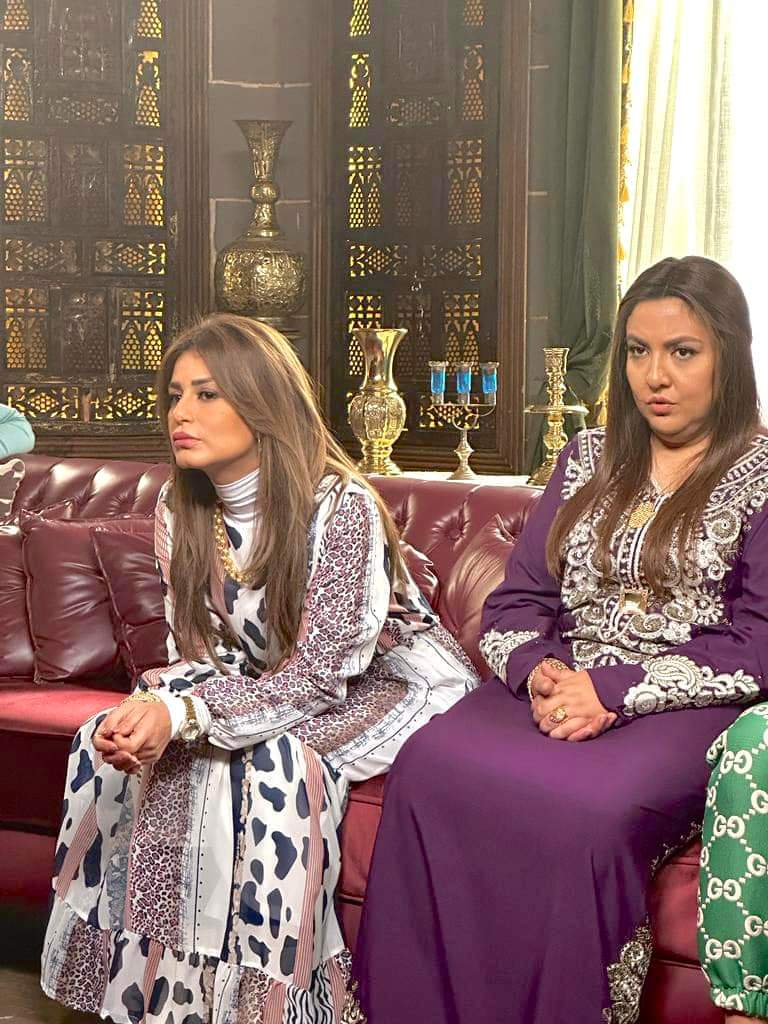 منة فضالي تكشف سر شفتيها المقلوبة في جعفر العمدة 3 منة فضالي تكشف