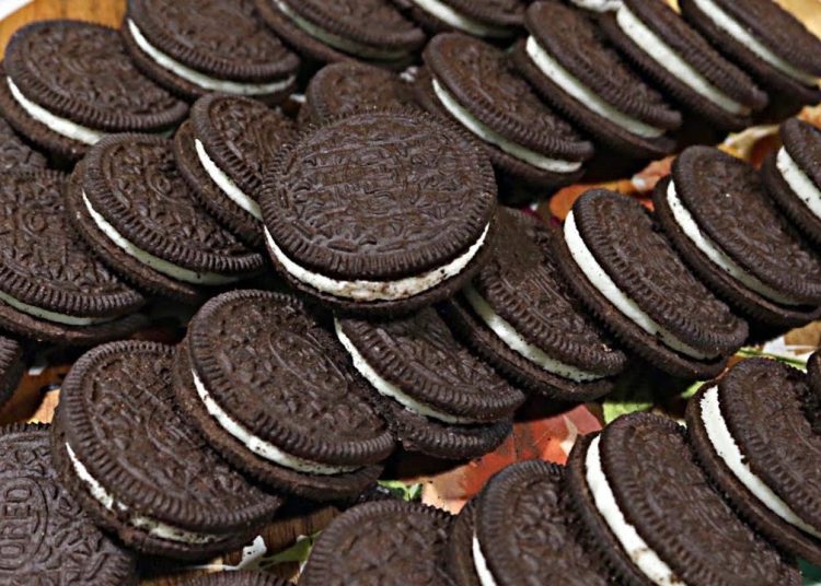 طريقة عمل بسكويت أوريو معشوق الأطفال في المنزل 1 oreo lar
