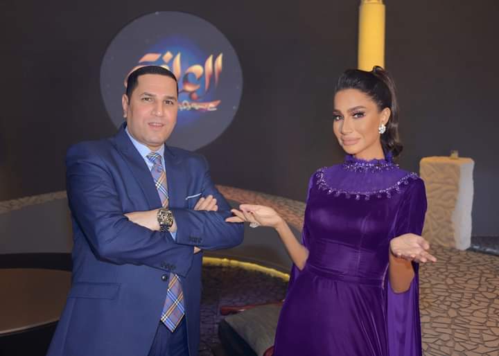 شاهد ما فعله عبد الناصر زيدان ببرنامج العرافة بسبب هذا السؤال 3 انسحاب الاعلامى عبد الناصر زيدان من برنامج شيخ العرافين