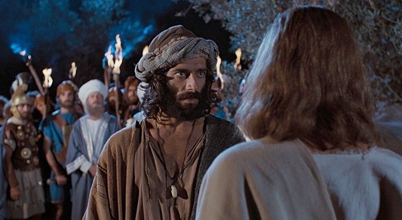 تفاصيل أحداث بيع يهوذ لـ السيد المسيح ببصخة اليوم من أسبوع الآلام 3 بيع يهوذ لـ السيد المسيح ببصخة اليوم