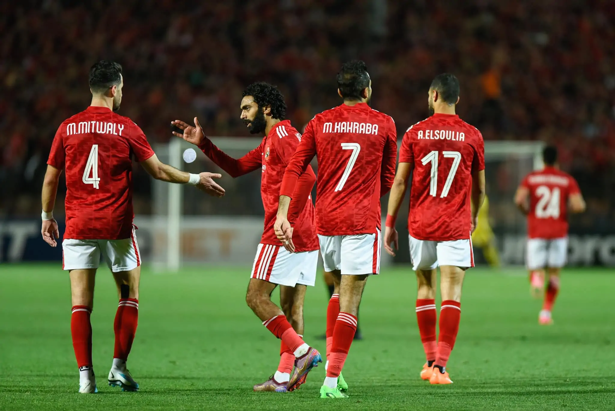 انفراد هروب ثنائي الأهلي واستبعادهم من مباراة الزمالك رسميًا 4 قائمة أفضل اندية أفريقيا