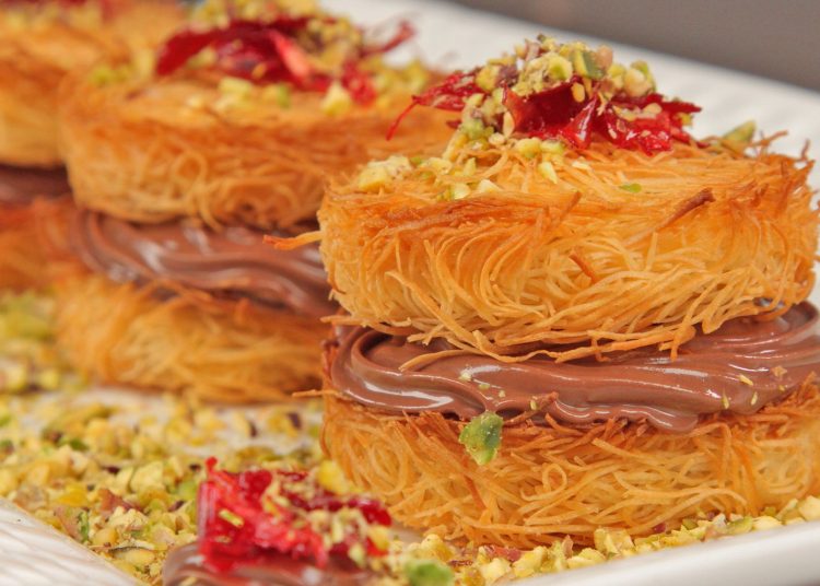 الكنافة بالشيكولاتة أعرفي التكات وسر نجاحها زي المحلات 1 كنافة بالشيكولاته l