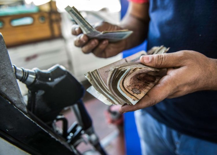 أسعار البنزين والسولار اليوم في مصر تشتعل بعد موجة ارتفاع عالمية مفاجئة 1 أسعار البنزين والسولار اليوم