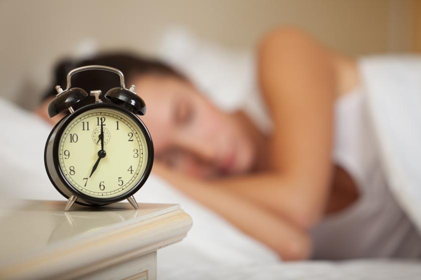 ما هي فوائد النوم العميق 