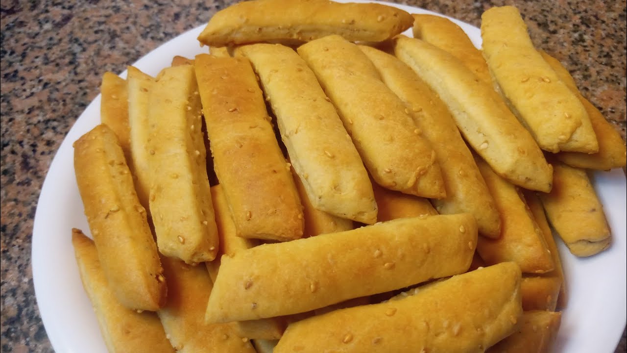 في دقائق طريقة عمل القراقيش هشة ومفيدة لأسرتك 2 2ra2eshh laa