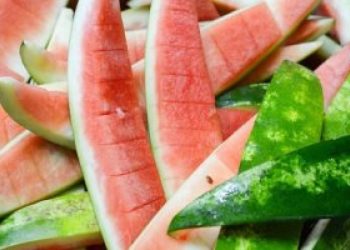 علامات تكشف البطيخ الفاسد الاقرع من الحمراء