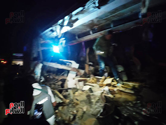 بينهم أطفال مؤسف جدا ما حدث فى الوادي الجديد صور 3 حادث الوادي الجديد