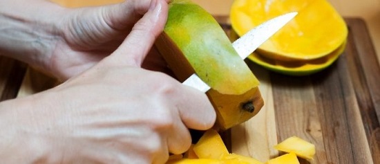 مش هترميها تاني قشور الفاكهة لها فوائد لا يعلمها الكثيرين 4 38484 قشر المانجة