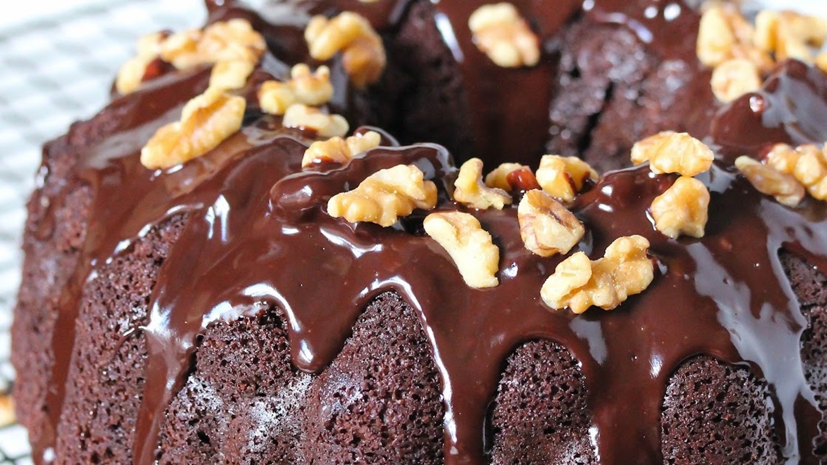 طريقة عمل كيكة الشوكولاتة بمكونات سهلة وسر نجاحها من أول مرة 4 CAKE CHO LA