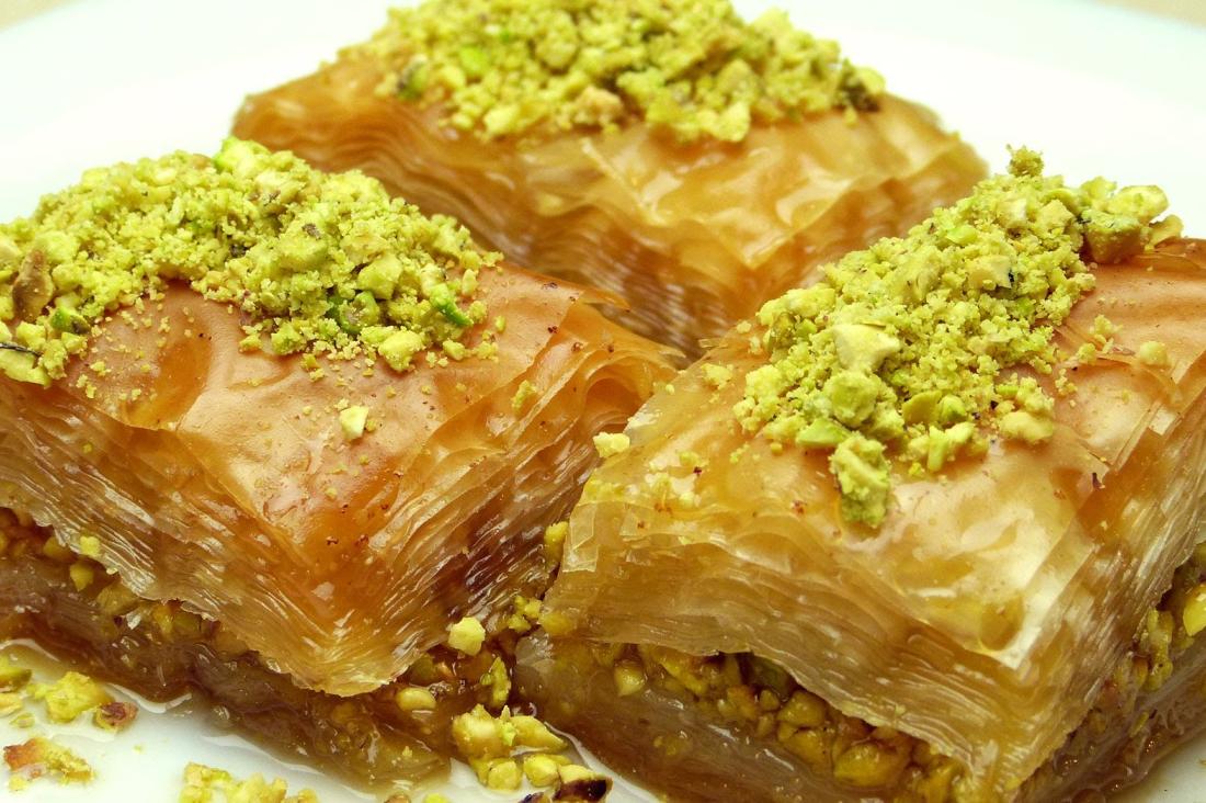 بطريقة ولا أسهل أعملى البقلاوة في البيت و نفس طعم الجاهزة 2 ba2lawa